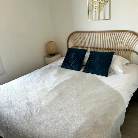 Charlotte Lodge-house 4 Pers-wifi-parking-dinard Nyaraló